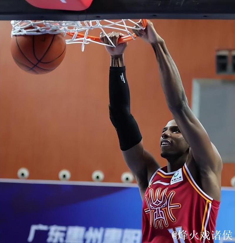 山西74-88广厦3坏消息！外援喜欢单干，无一号位，本土球员实力差